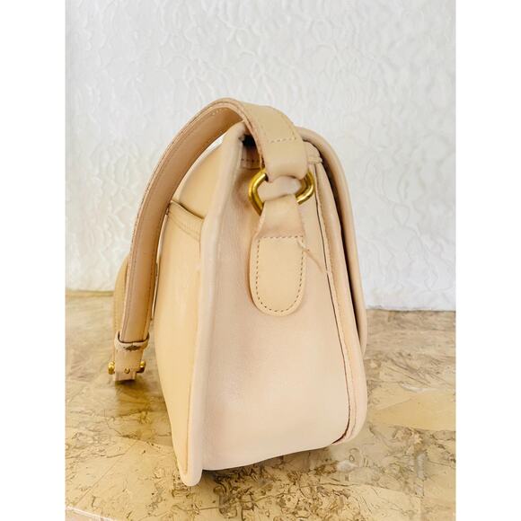 Vintage Coach City cream Bag leather Cross body city bag, Shoulder bag #9790 - Picture 4 of 11